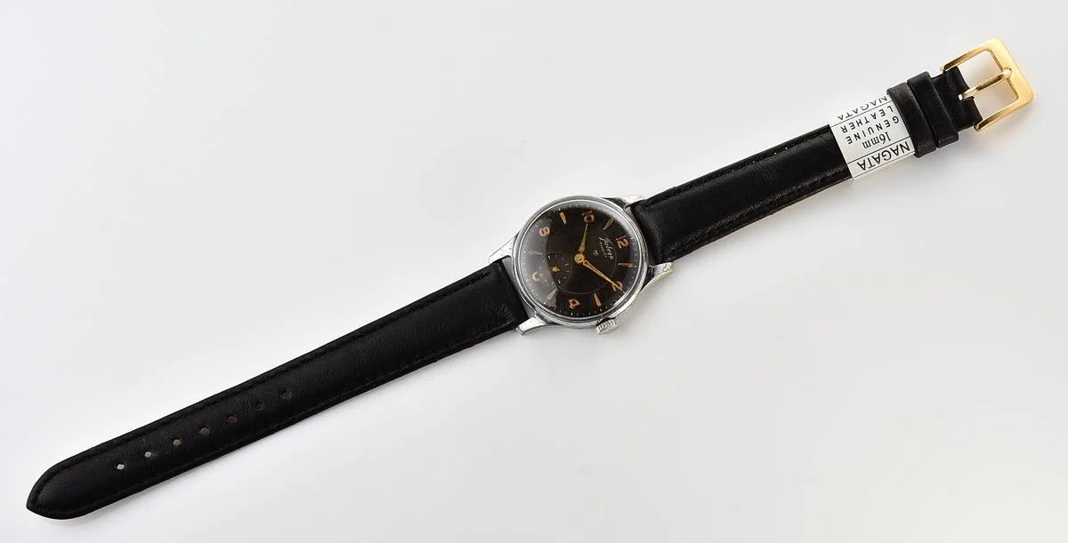 Vintage Soviet mechanical Pobeda watch, 2MChZ from 4th quarter 1958!