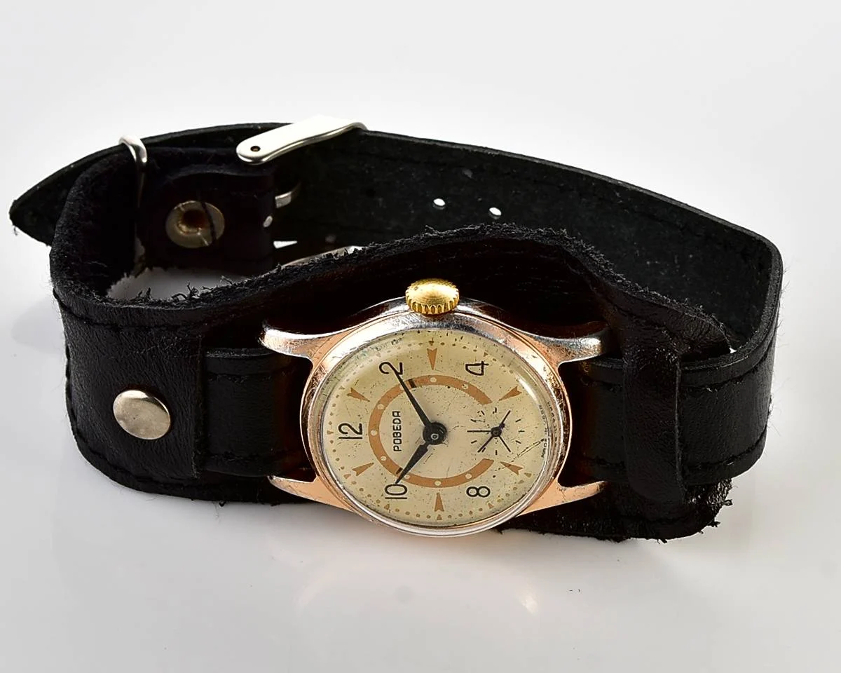 Vintage Pobeda Soviet mechanical wristwatch, 1st quarter of 1949!