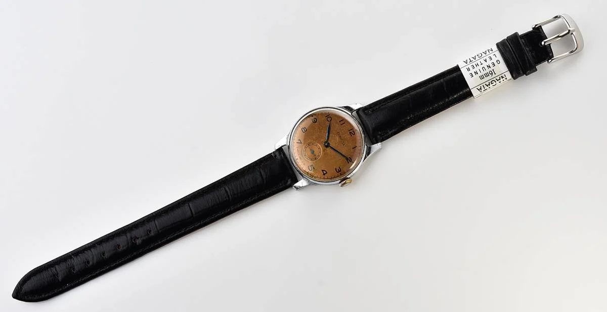Vintage Soviet mechanical Pobeda watch, 2MChZ from 2nd quarter 1955!