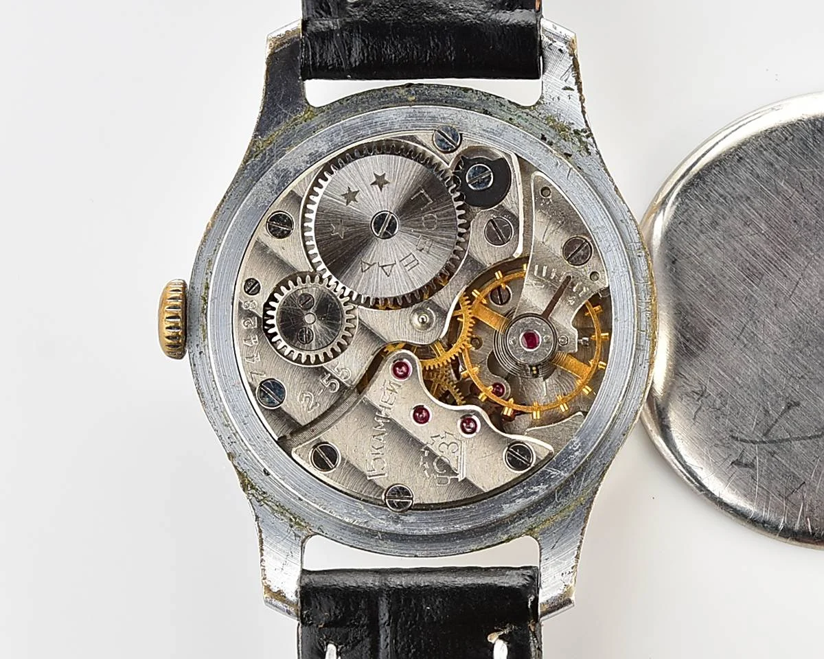 Vintage Soviet mechanical Pobeda watch, 2MChZ from 2nd quarter 1955!