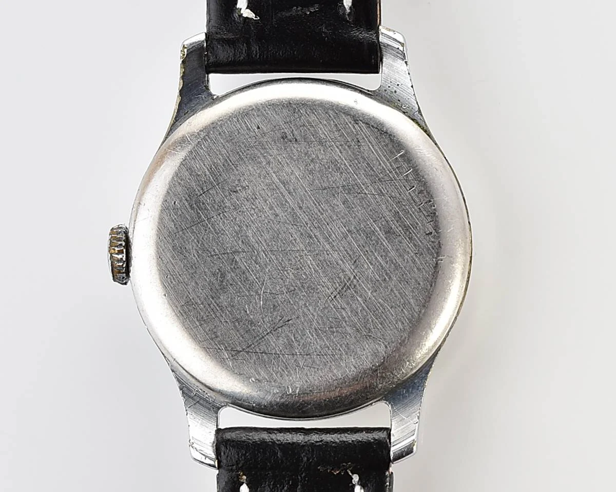 Vintage Soviet mechanical Pobeda wrist watch, 1MChZ, 2nd quarter of 1954
