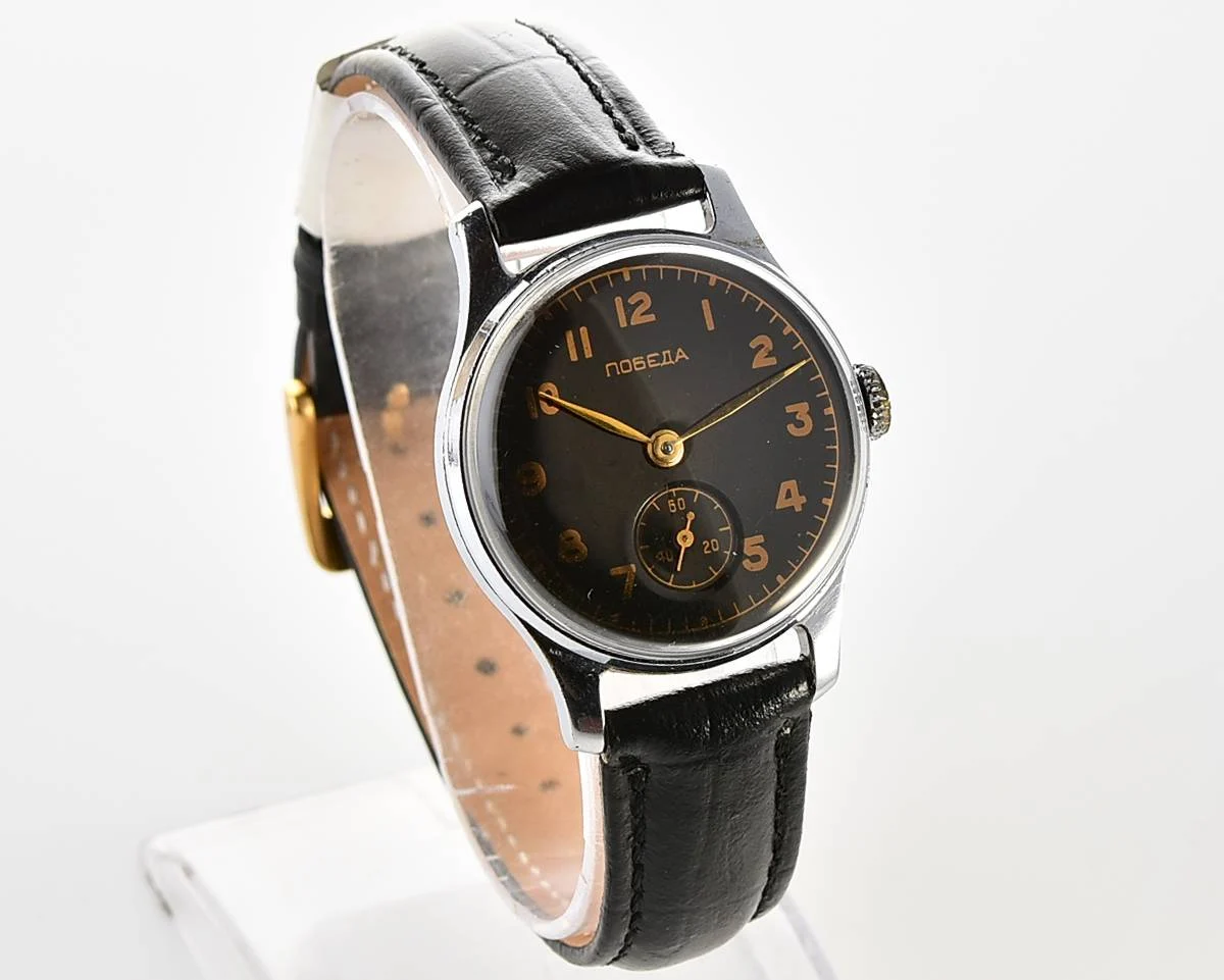 Vintage Soviet mechanical Pobeda wrist watch, 1MChZ, 2nd quarter of 1954