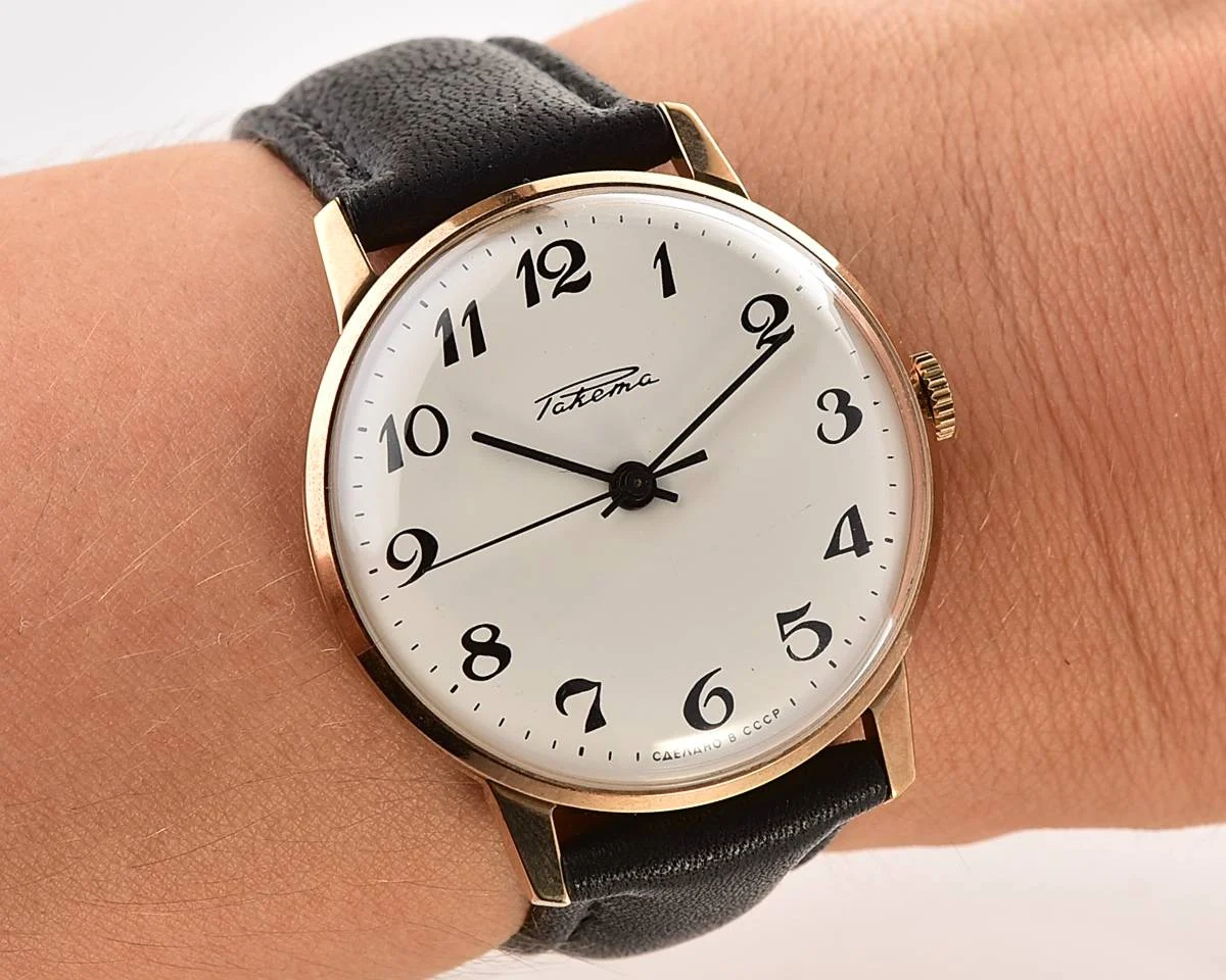 TIME CAPSULE: Vintage gold-plated Soviet Raketa watch, New Old Stock (NOS)!