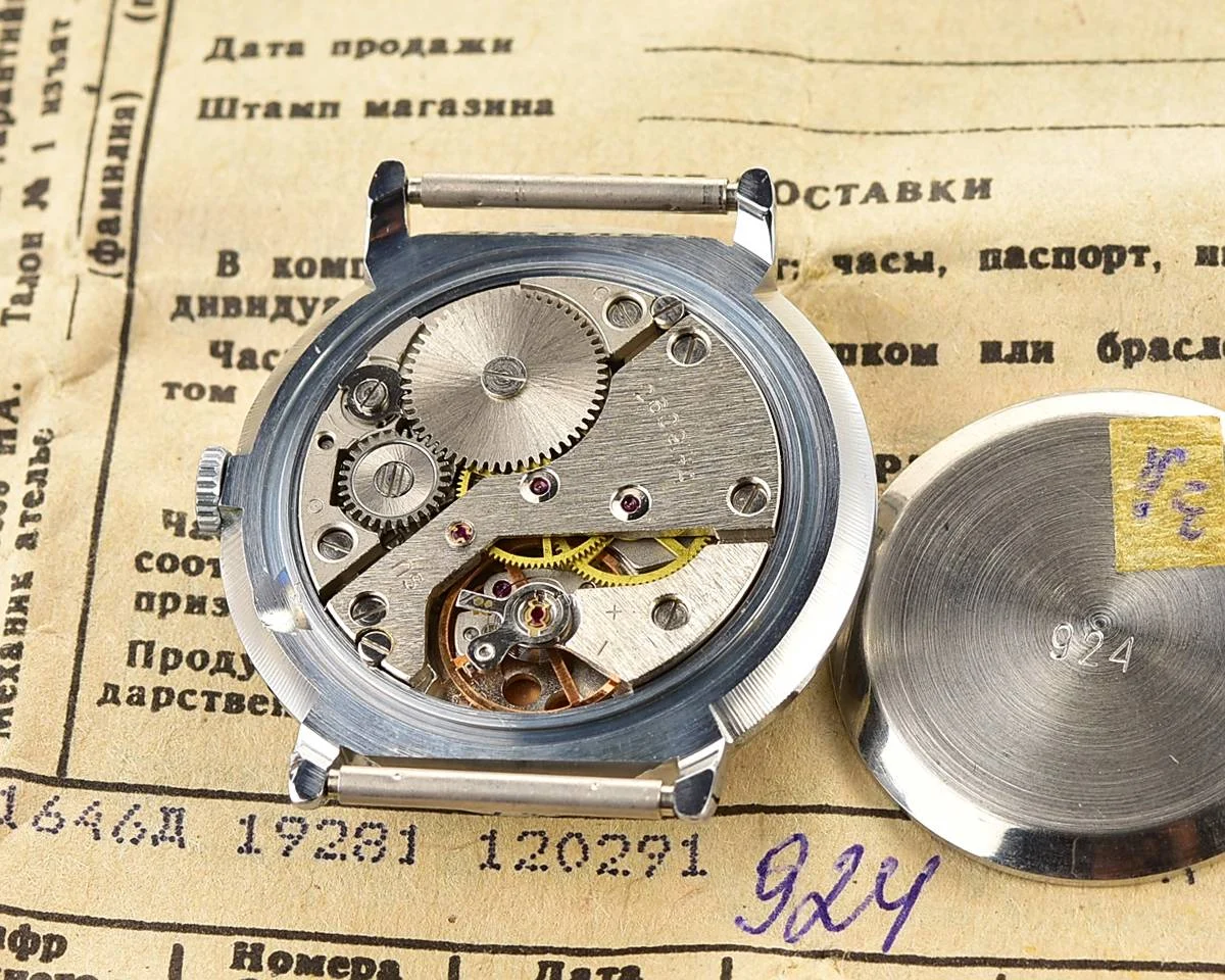 TIME CAPSULE: Vintage Soviet Raketa watch, New Old Stock (NOS)!