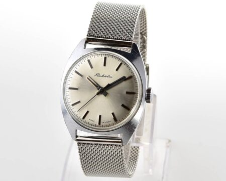 Soviet RAKETA vintage mechanical watch with milanese bracelet