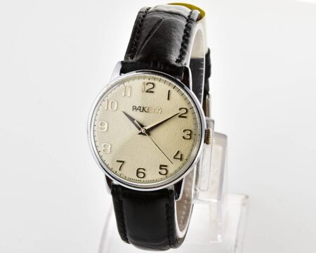 Soviet RAKETA vintage mechanical watch