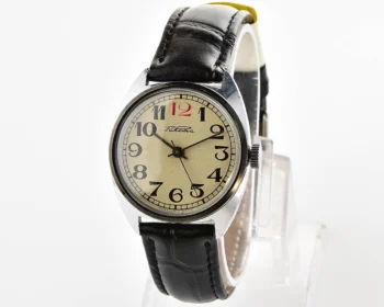 Soviet Raketa "red 12" vintage mechanical wristwatch