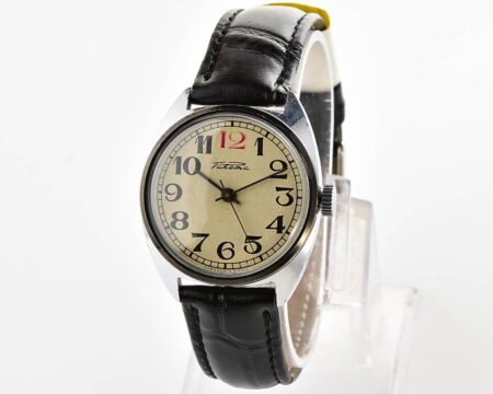 Soviet RAKETA vintage mechanical watch