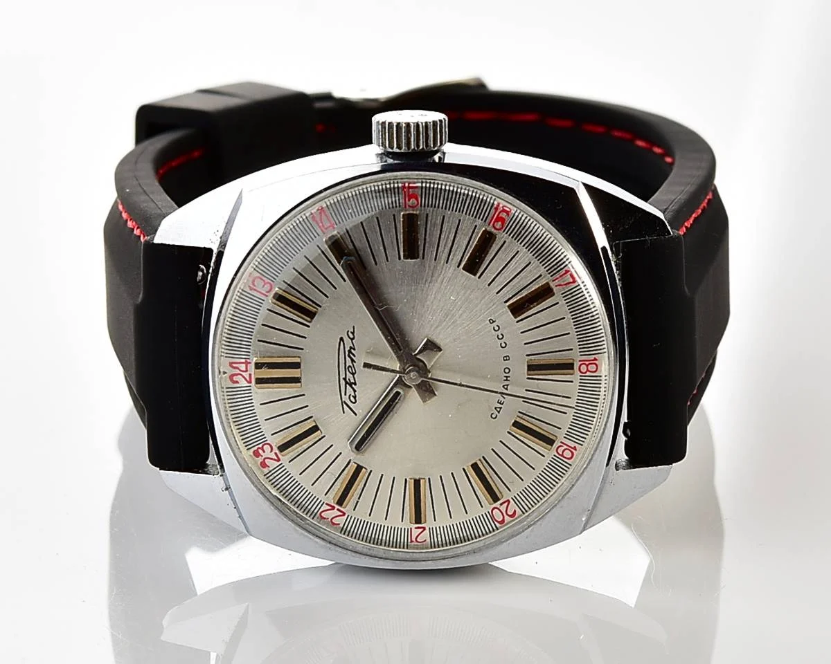 Excellent Soviet Raketa vintage mechanical watch with antimagnetic movement 2610!