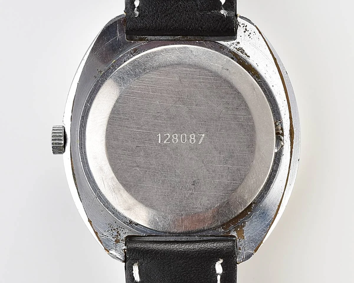 Large vintage Raketa mechanical watch