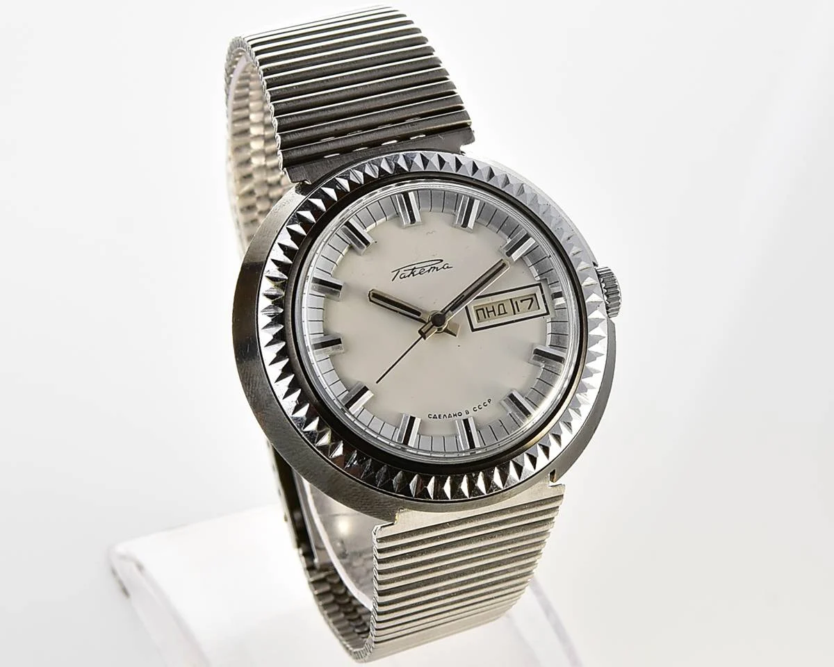 Vintage Soviet Raketa mechanical watch with double calendar