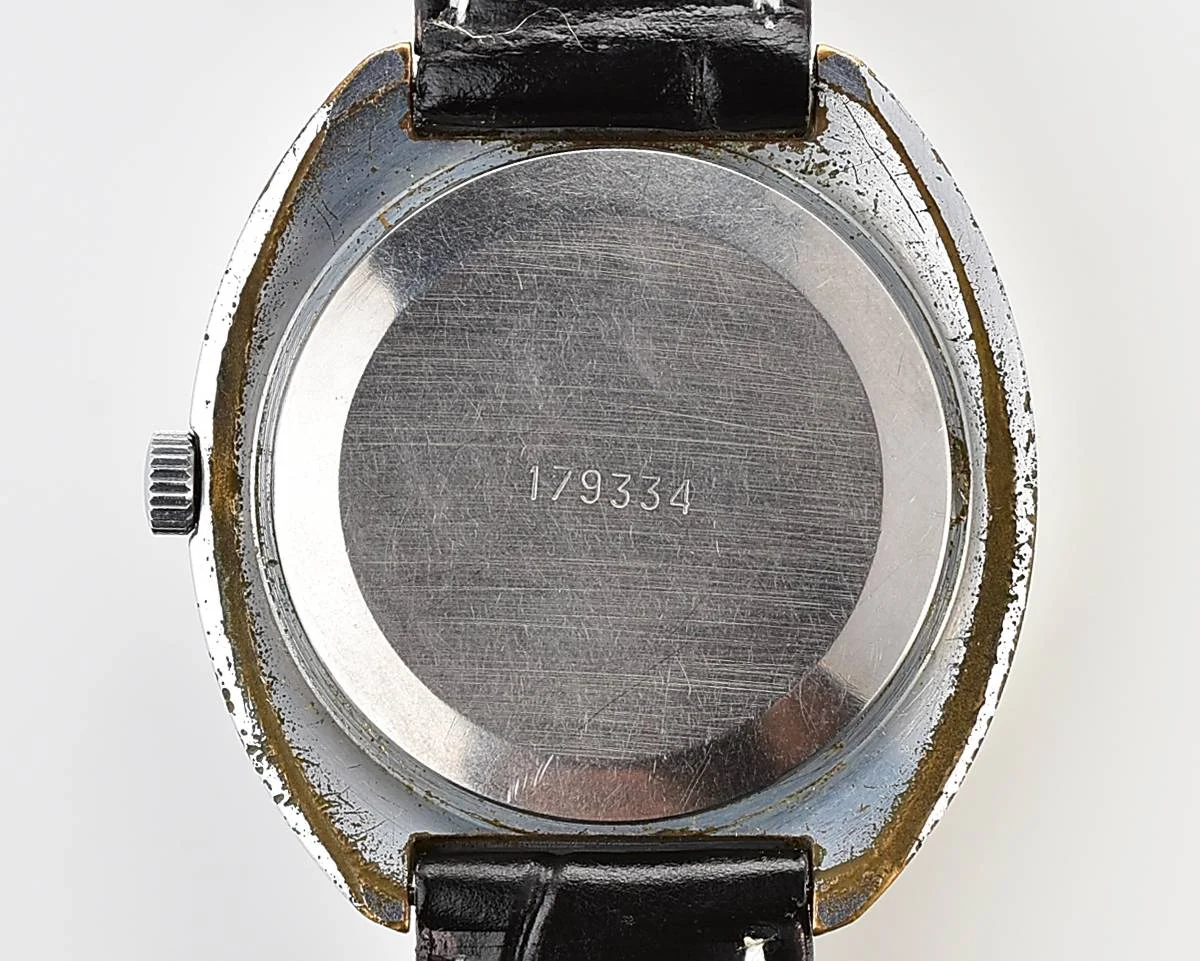 Large vintage Raketa mechanical watch