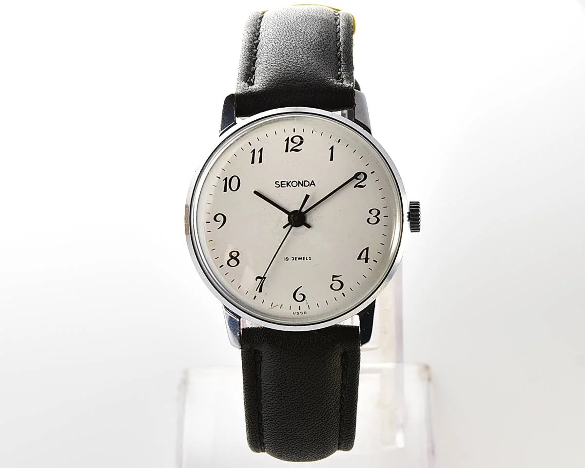 Soviet Sekonda vintage mechanical wrist watch