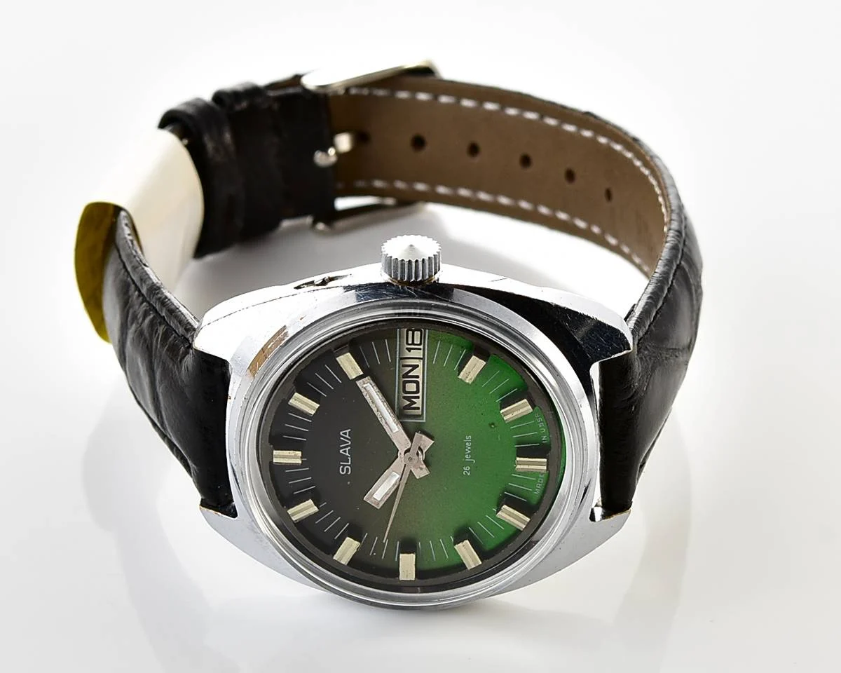 Slava Soviet mechanical vintage watch with green dial