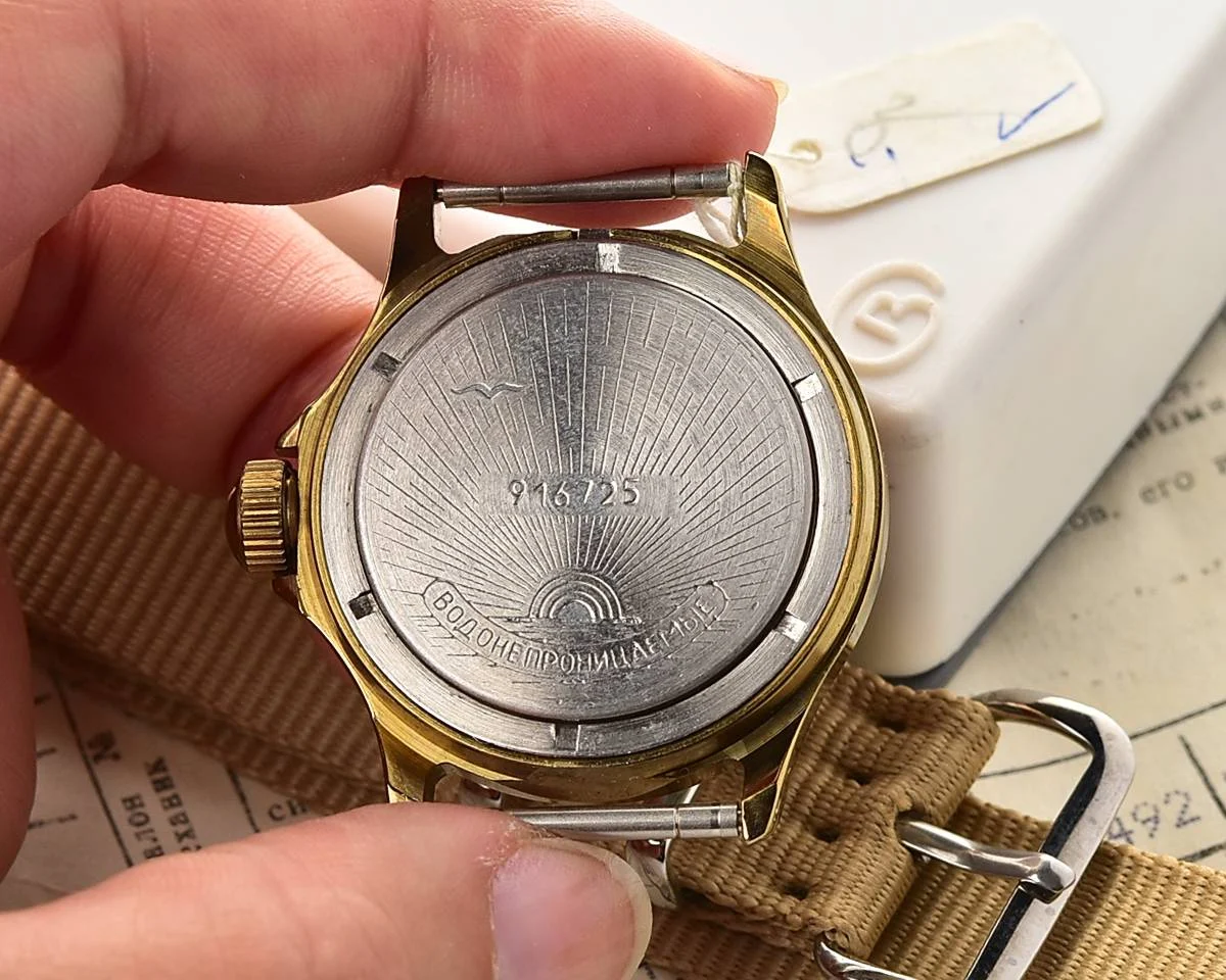 TIME CAPSULE: Vostok Commander’s Junior mechanical watch – New Old Stock (NOS)!