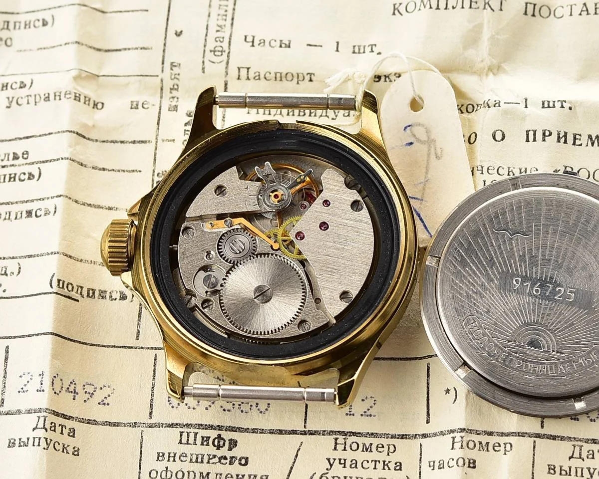 TIME CAPSULE: Vostok Commander’s Junior mechanical watch – New Old Stock (NOS)!