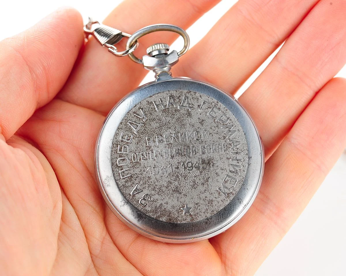 Mechanical Molnija pocket watch Stalin - Victory over Germany!