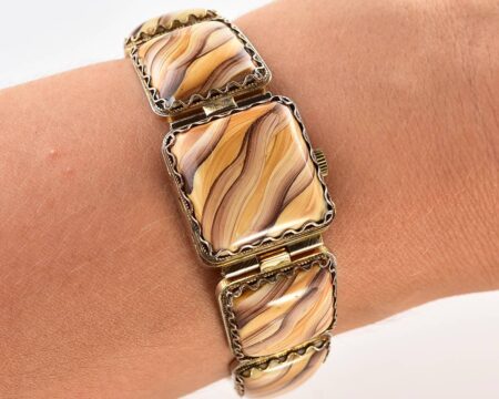 CHAIKA vintage wristwatch for ladies with stone bracelet