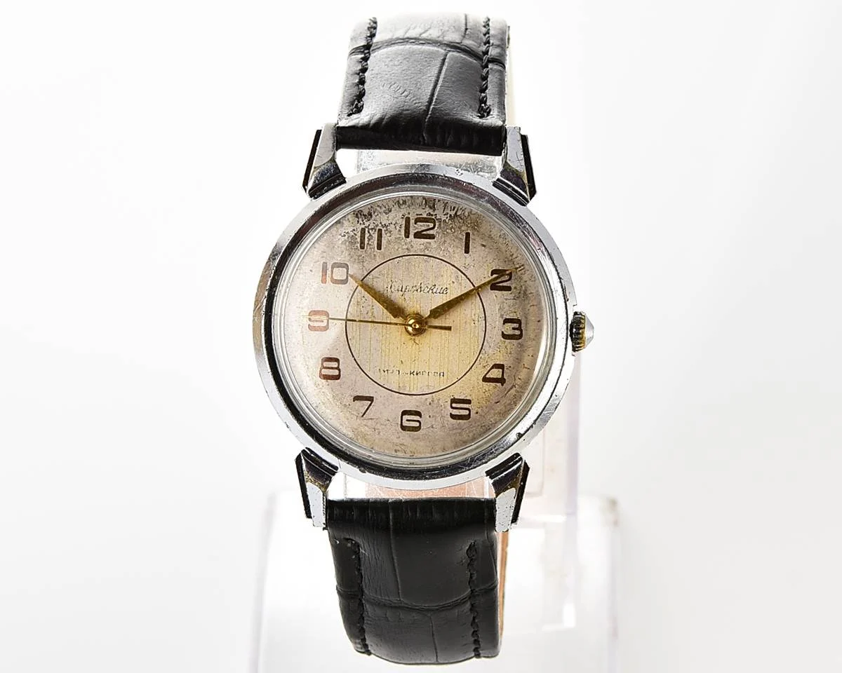 Vintage Soviet wrist watch from 50s - Kirovskie 1MWF