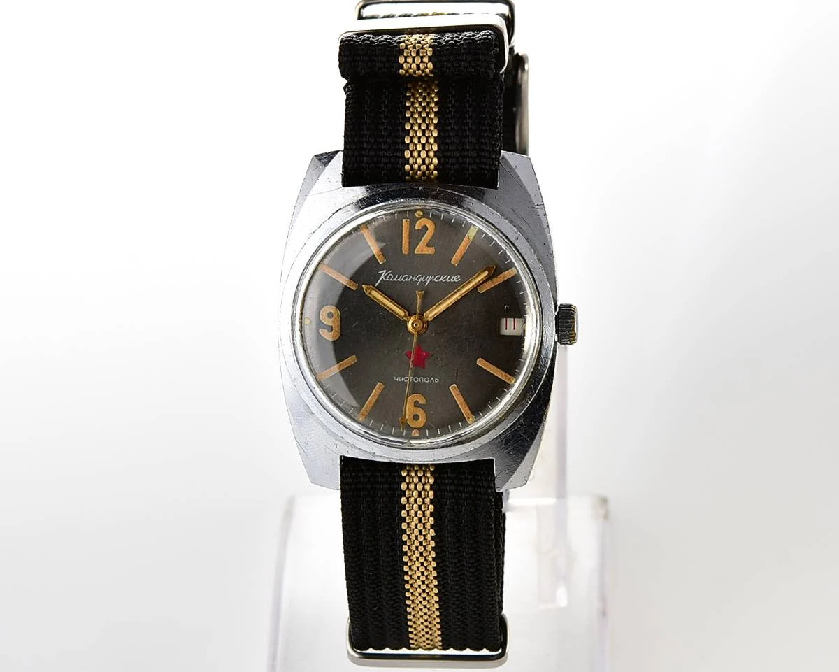 Soviet Vostok Komandirskie mechanical watch - Zakaz MO CCCP!