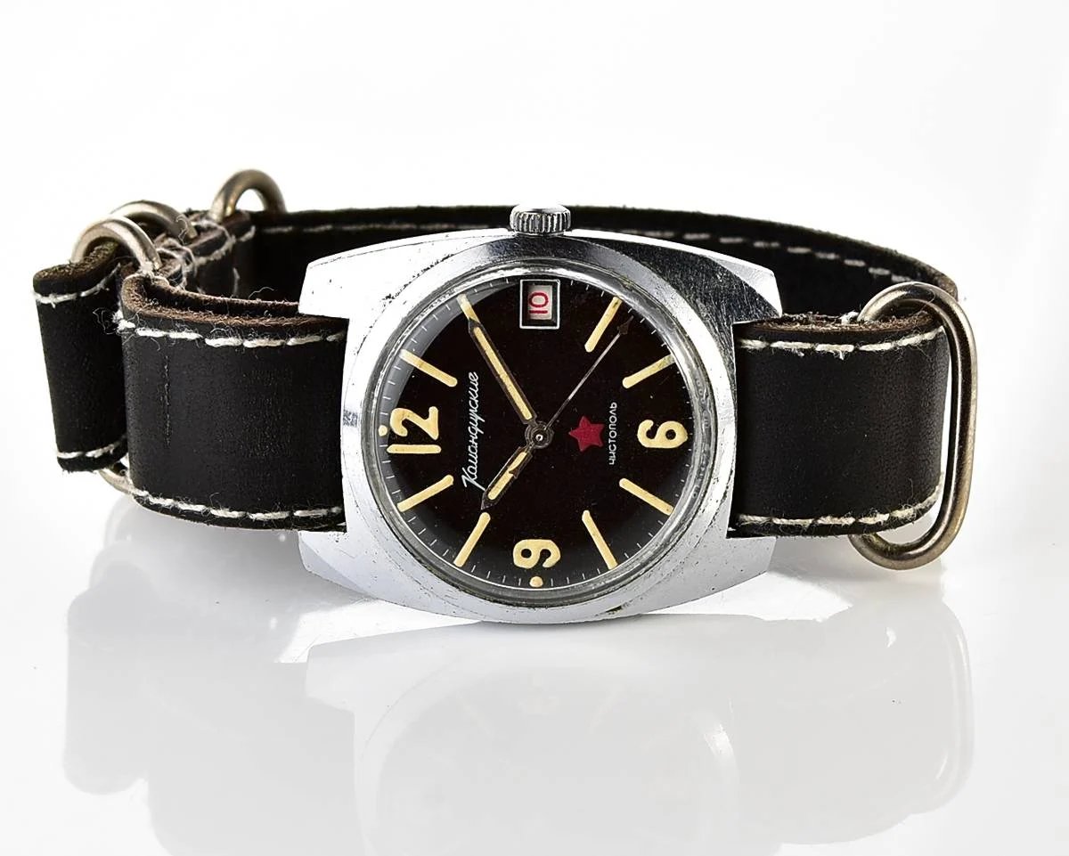 Soviet Vostok Komandirskie mechanical watch - Zakaz MO CCCP!