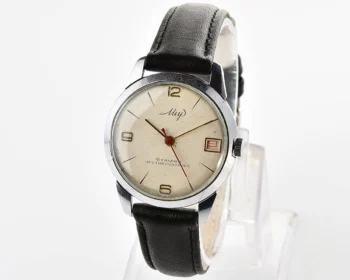 Vintage Soviet Mir mechanical wristwatch