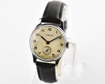 Vintage Soviet mechanical Pobeda watch, 2MChZ from 2nd quarter 1956