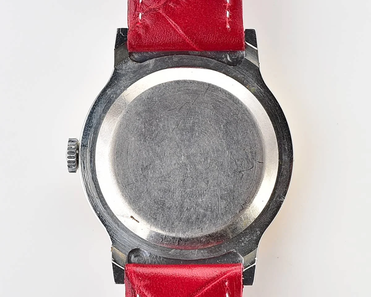 Vintage Soviet watch Pobeda with Kremlin on the dial!