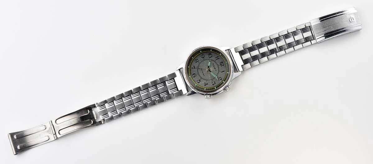 Soviet Poljot-cricket mechanical watch with alarm clock function