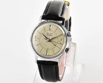 Vintage Soviet mechanical watch Poljot with cream dial & alarm clock function