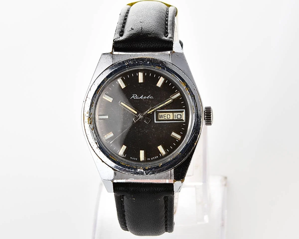 Raketa vintage mechanical wrist watch with double calendar