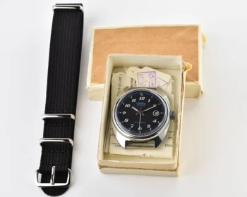 TIME CAPSULE: Slava Soviet vintage mechanical watch with automatic self-winding movement - New Old Stock (NOS)!