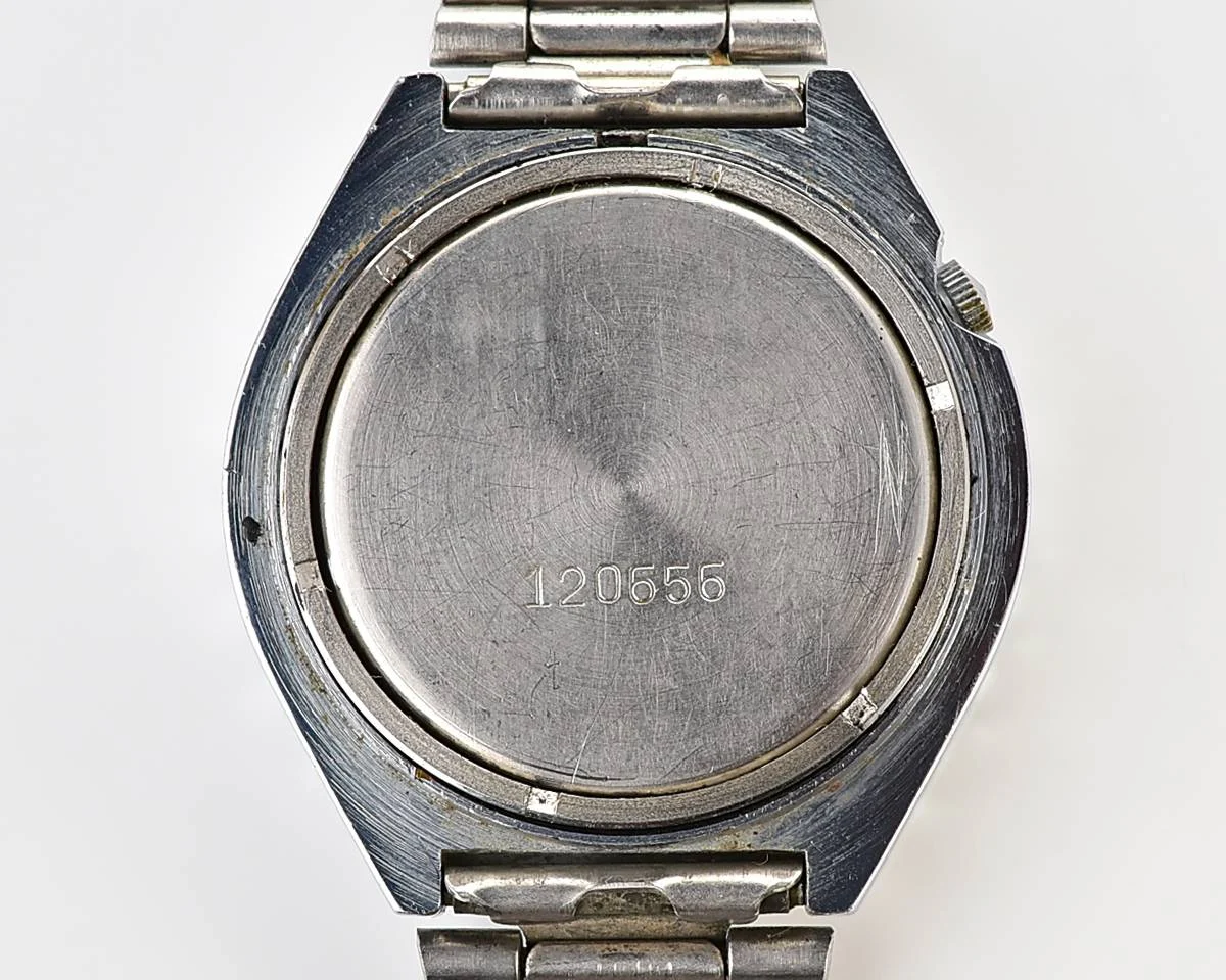 Large Soviet Slava CCCP watch with quartz movement