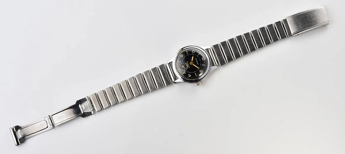 Vintage Soviet mechanical Uran wristwatch