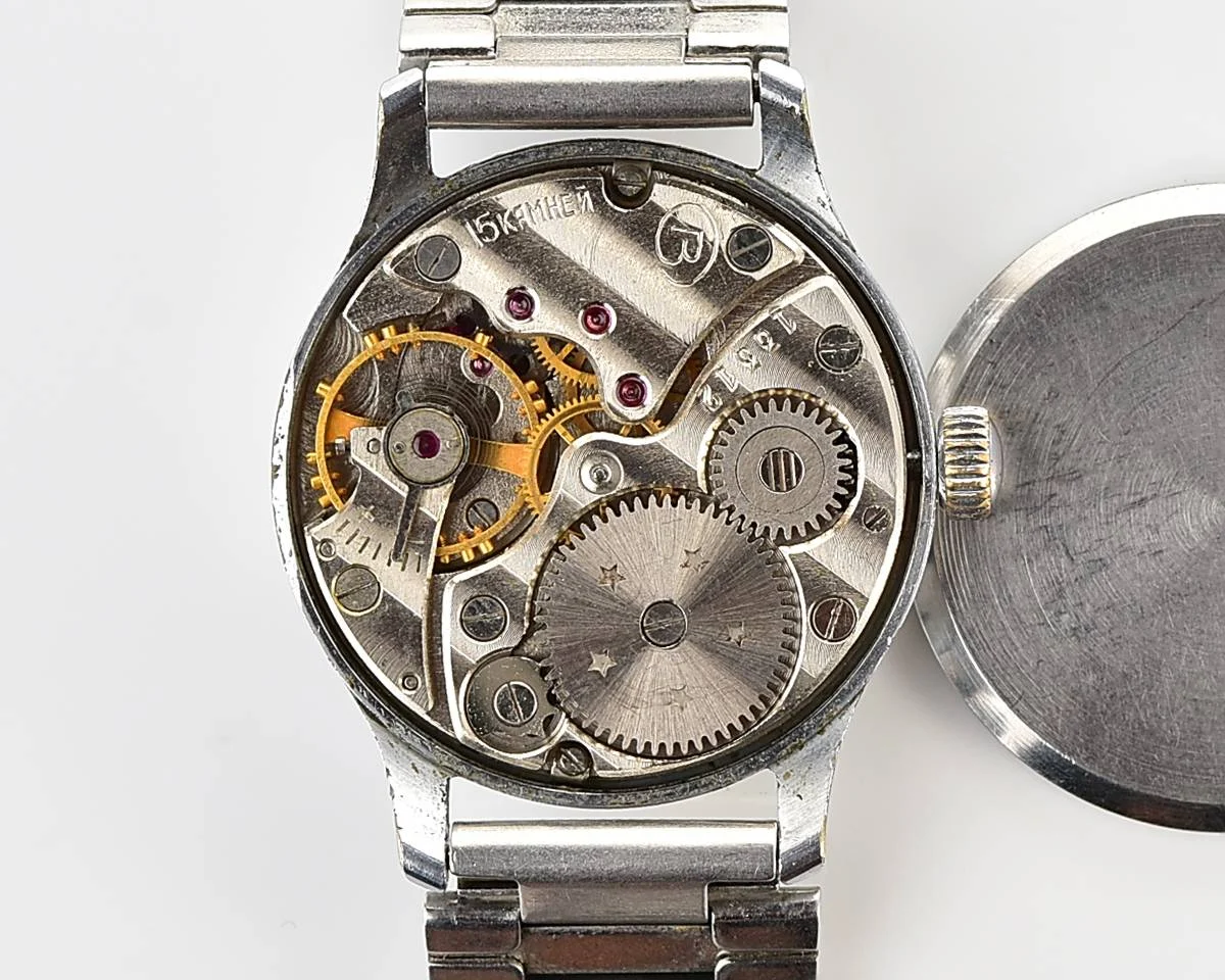 Vintage Soviet mechanical Uran wristwatch