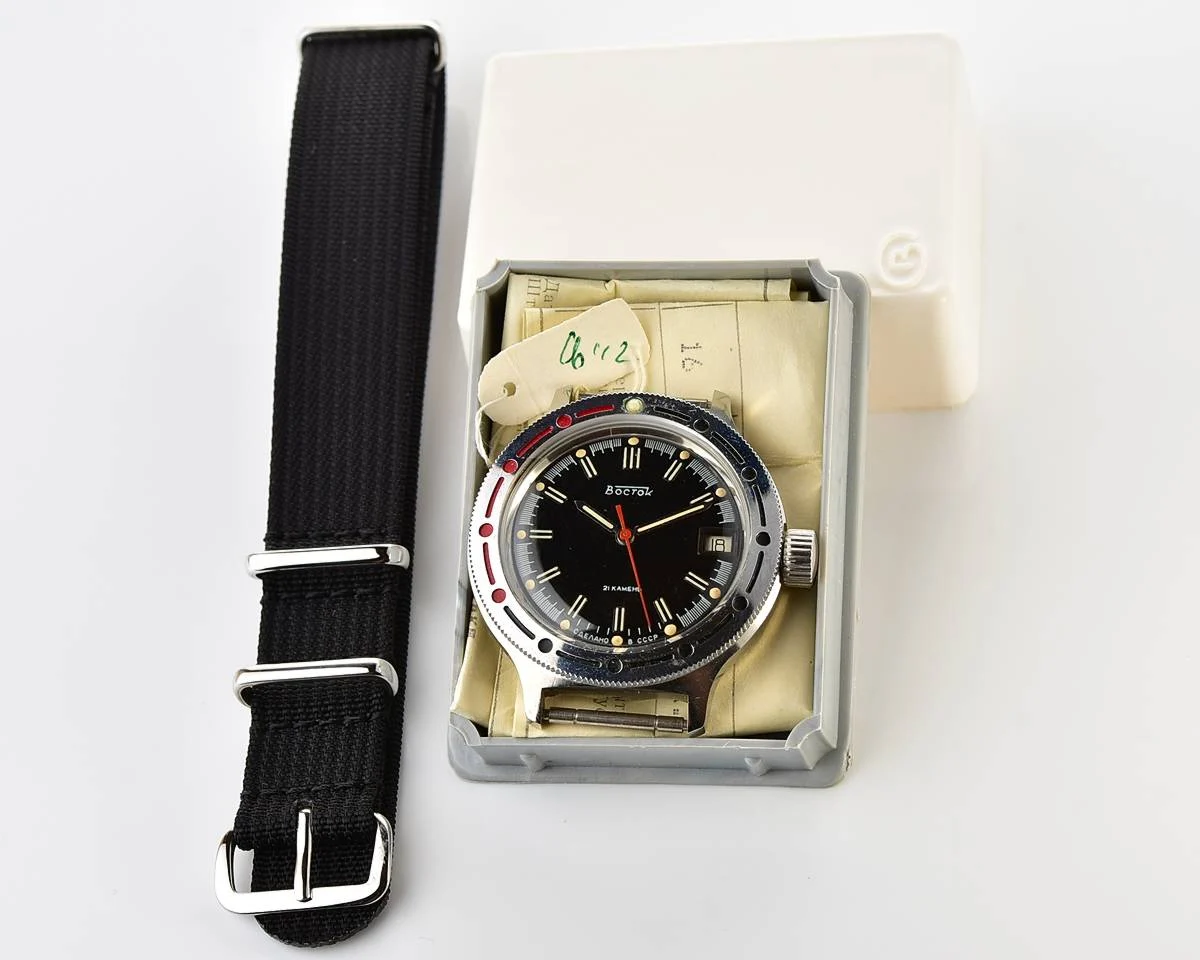 TIME CAPSULE: Soviet Vostok Amphibia mechanical watch with automatic self-winding movement - New Old Stock (NOS)!