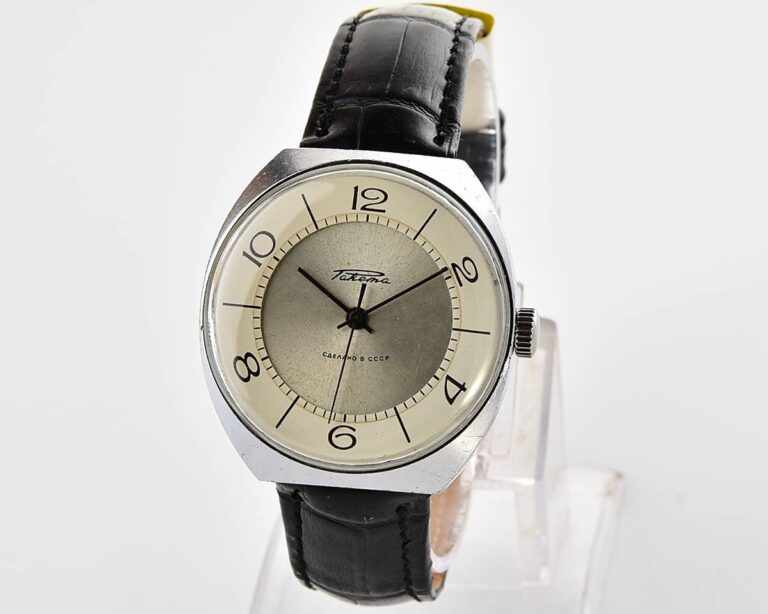Vintage Raketa soviet mechanical watch with bi-color white/grey dial