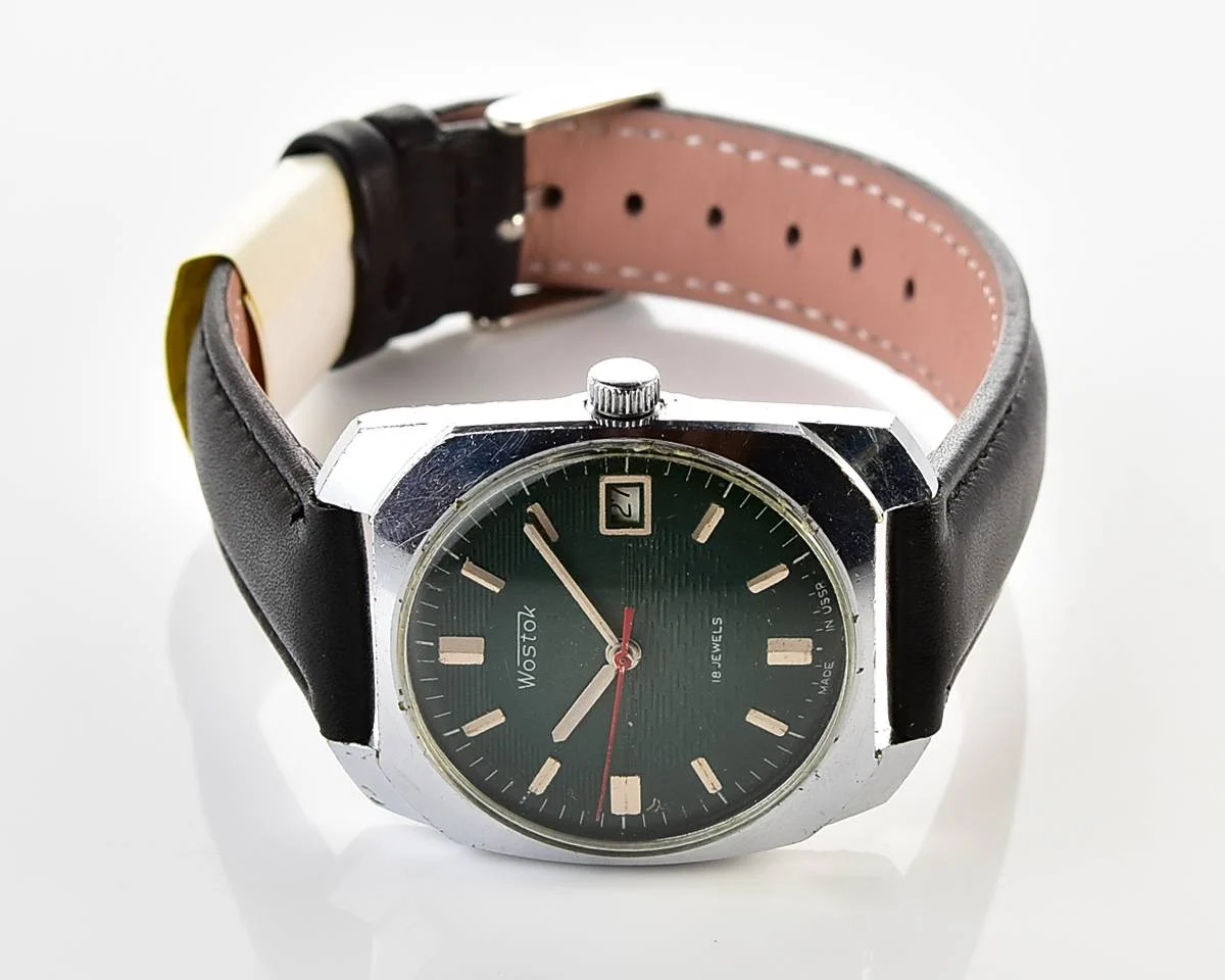 Export Wostok (Vostok) mechanical watch with beautiful textured teal dial