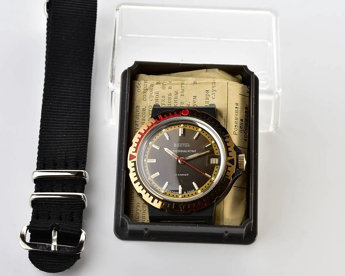 TIME CAPSULE: Soviet Vostok mechanical watch with plastic body – New Old Stock (NOS)!