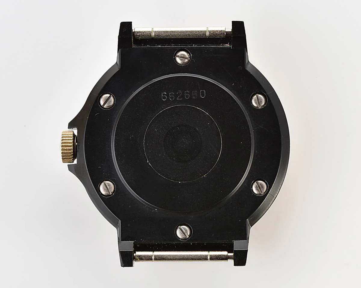 TIME CAPSULE: Soviet Vostok mechanical watch with plastic body – New Old Stock (NOS)!