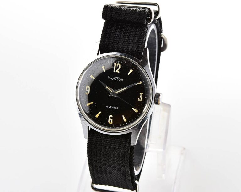 Rare soviet Vostok Model 401212 military style mechanical watch