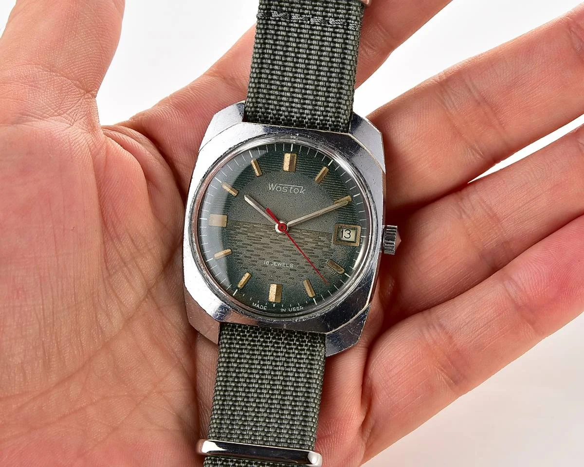 Export Wostok (Vostok) mechanical watch with beautiful textured teal dial