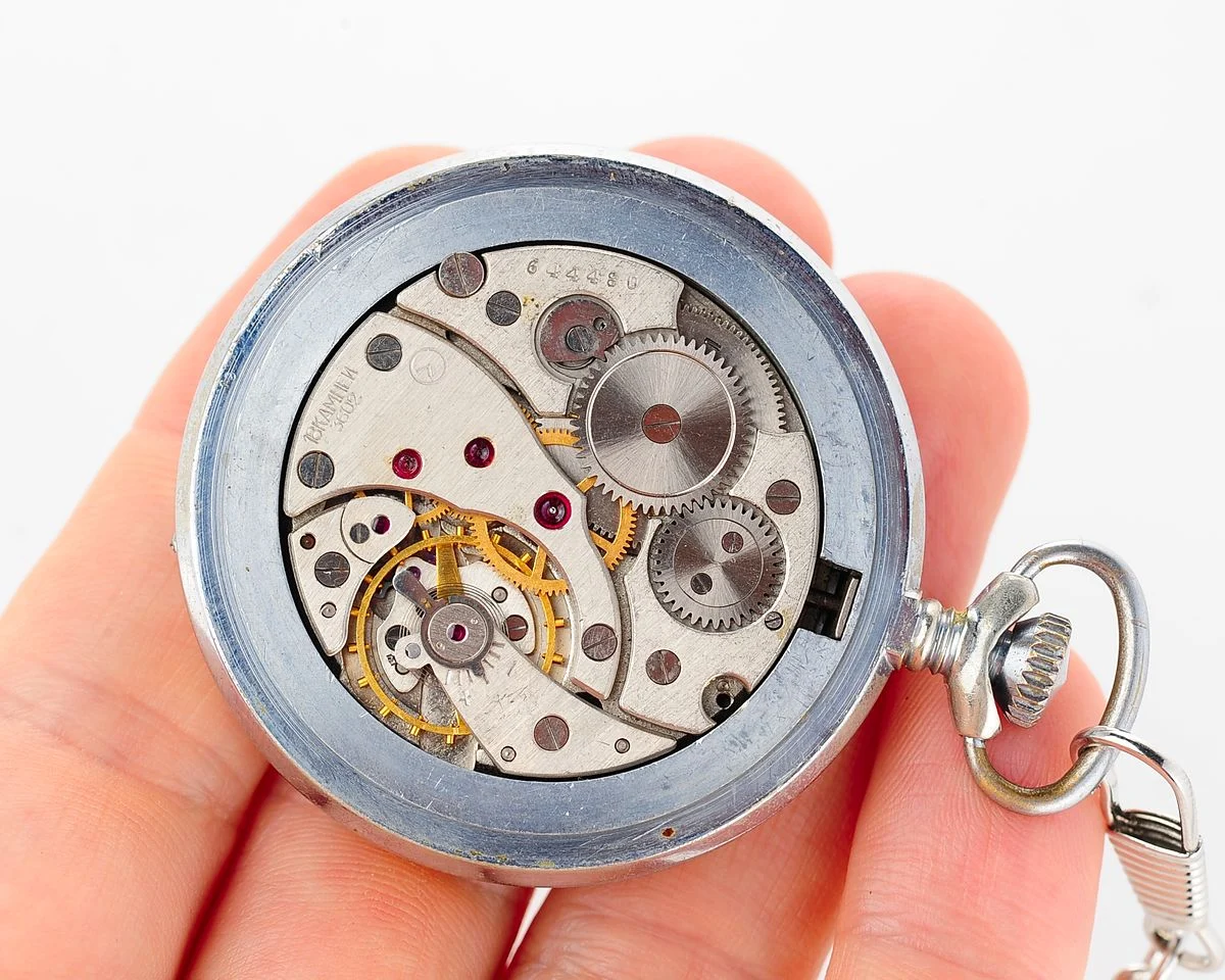 Molnija vintage Soviet pocket mechanical watch - with engraved top