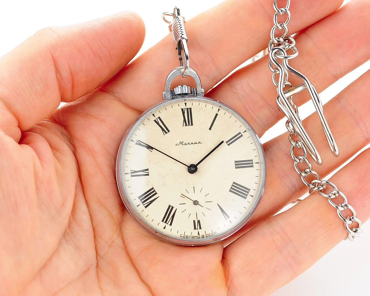 Excellent condition vintage Molnija open face Soviet pocket watch