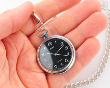 Vintage Soviet mechanical Zaria pocket watch / pendant