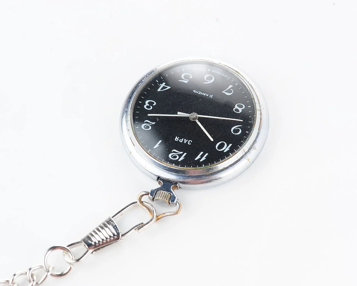 Vintage Soviet mechanical Zaria pocket watch / pendant