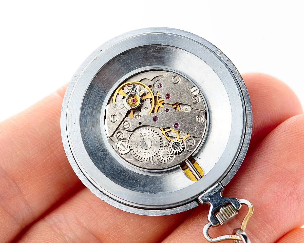 Vintage Soviet mechanical Zaria pocket watch / pendant