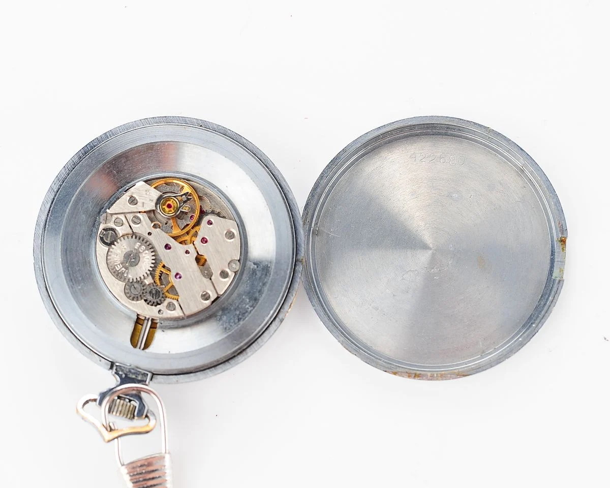 Vintage Soviet mechanical Zaria pocket watch / pendant