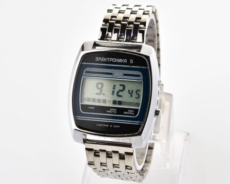 Large vintage USSR digital watch Electronika 5