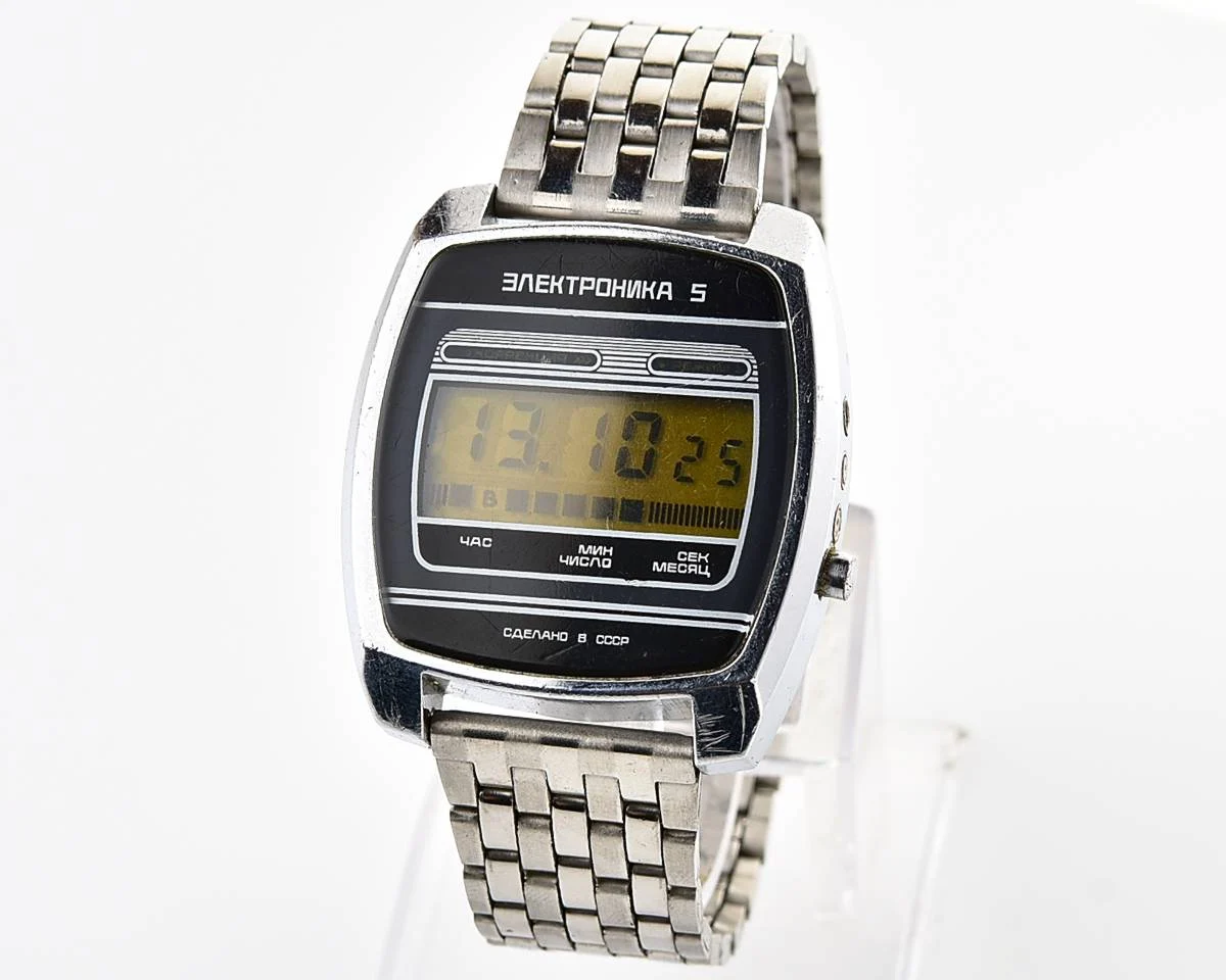 Large vintage USSR digital watch Electronika 5
